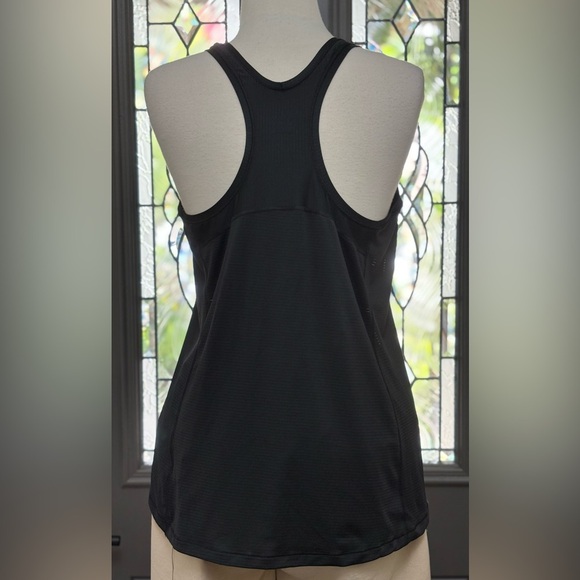 Old Navy Black Go-Dry Racerback Active Tank Top - Picture 6 of 8